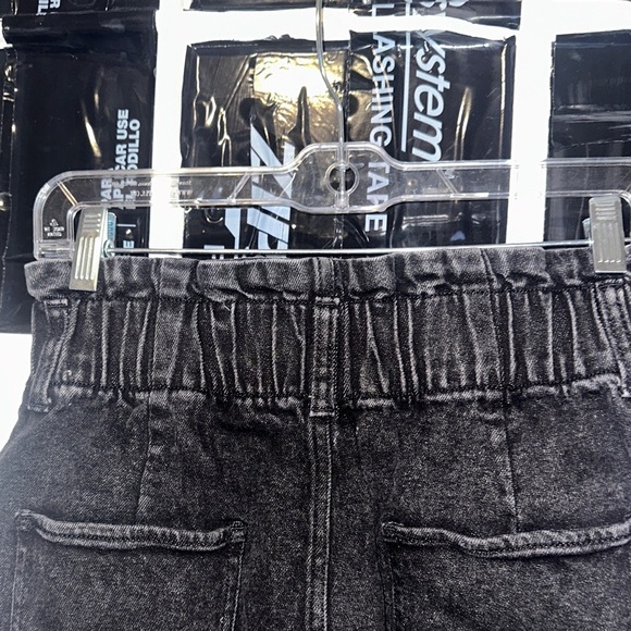 Arizona Jean Company Black Mini Skirt - Picture 5 of 7